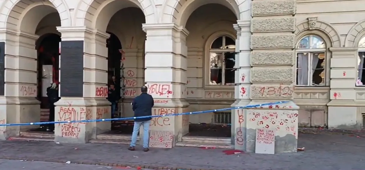 Gradska kuća u Novom Sadu Gradska kuća u Novom Sadu
