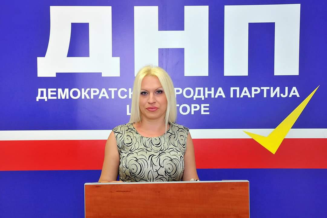 Директорица НП Јелена Кљајевиц донирала мјесечну зараду за дјецје осмјехе