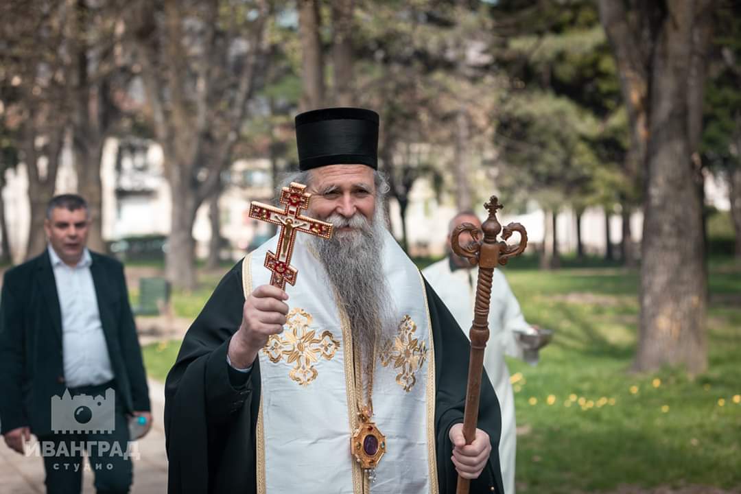 Епископ Јоаникије: Ђукановић све више, нажалост, личи на поглавника Павелића
