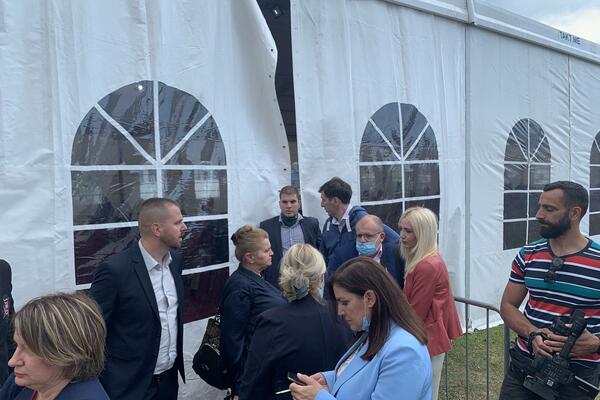 Будванска УРА: “Полицијска демократија” понижење за Будву и Црну Гору, Џаковићу не гласај за криминал