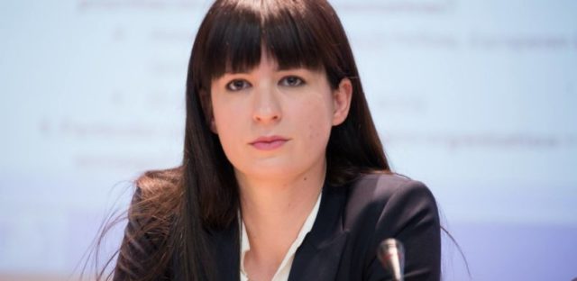 Др Поповић Самарџић демантовала ИЈЗ и НКТ: Каснимо са анализом брисева 7 дана; њихови контакти, ако су заражени, несметано шире заразу
