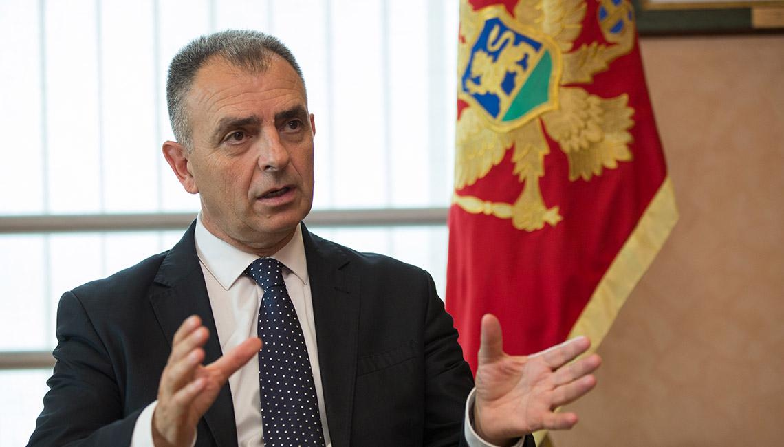 Храповић саслушан у СДТ због угрожавања јавног здравља