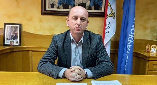 Разговори а не међусобни напади: Премијер да прича са нама, а не с амбасадорима