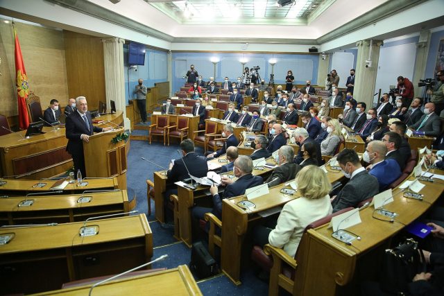 Закон о поријеклу имовине у парламенту до краја године