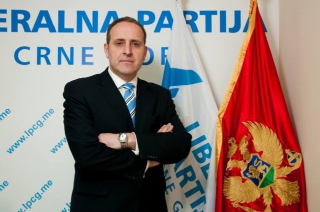 "Патриота" Пура незадовољан састанком: Абазовић у једном моменту понудио да врати мандат