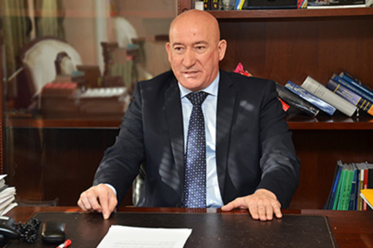 СДТ пуца по шавовима: Катнићев замјеник тврди да њега и породицу прогоне као 1948