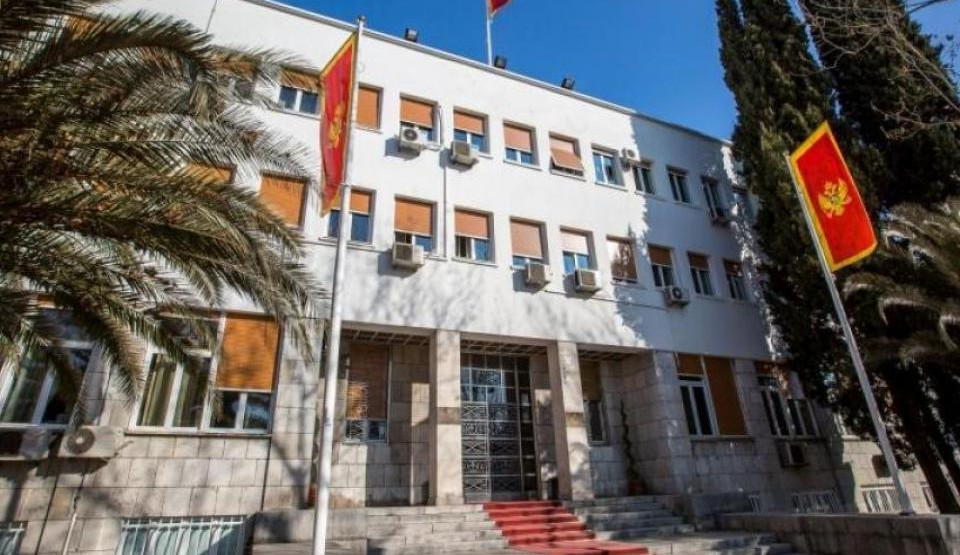 Усвојене интерпелације за смјену Весне Братић, Стијовића и Радуловића