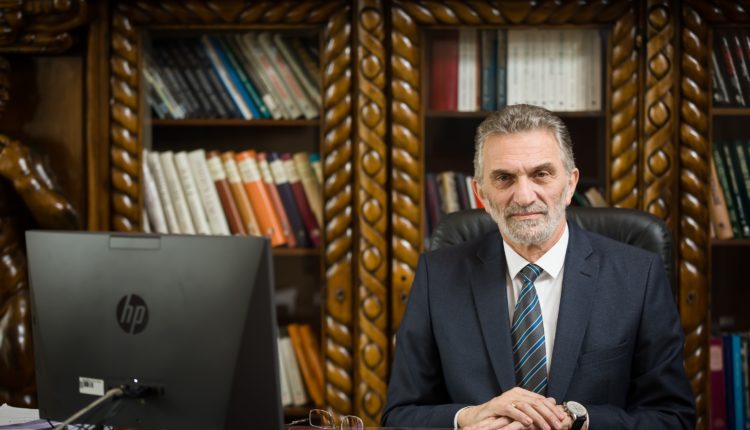 Булајић: У сваком моменту сам спреман да сједнем за сто са колегама