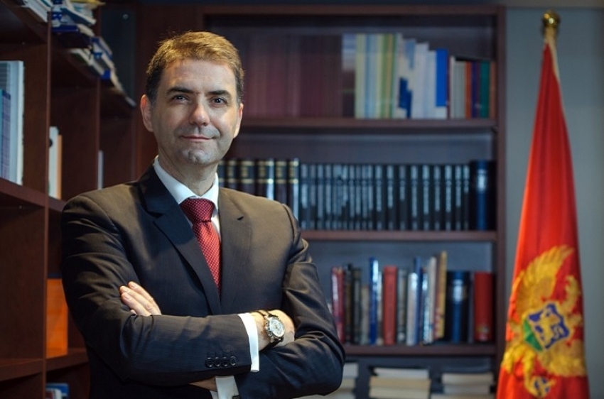 Препознао се - Ивановић о афери респиратори: Час прије их покваристе