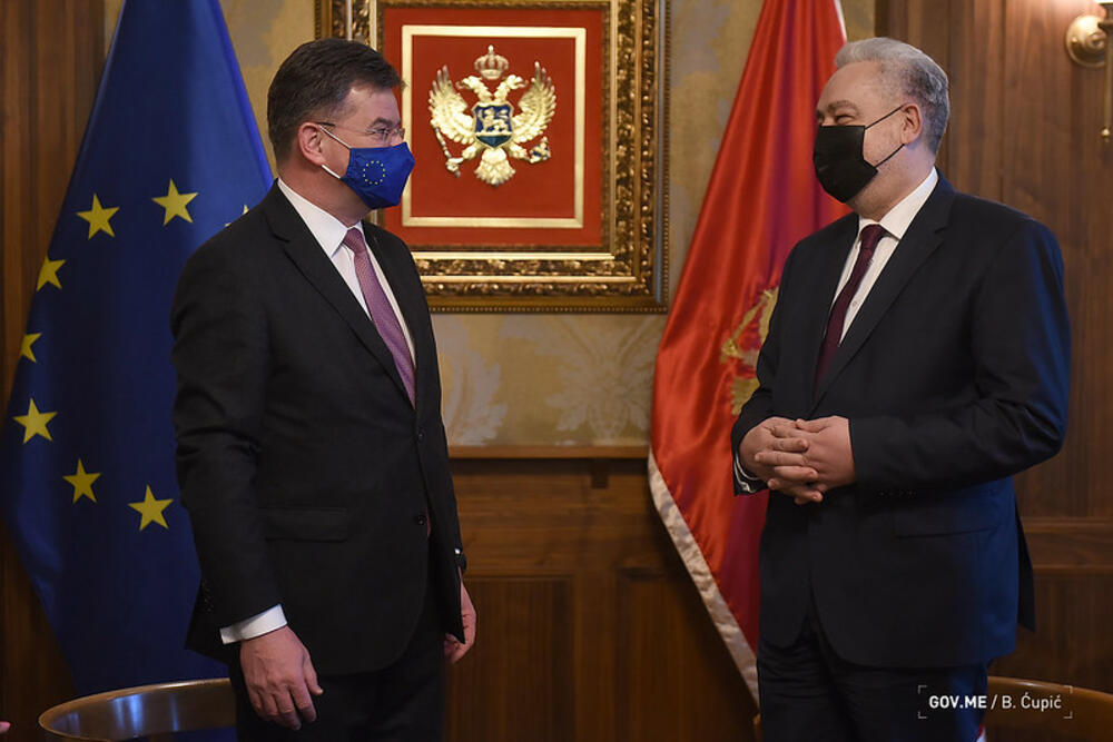 Лајчак Кривокапићу: Можете постати предсједник Владе који ће Црну Гору увести у ЕУ