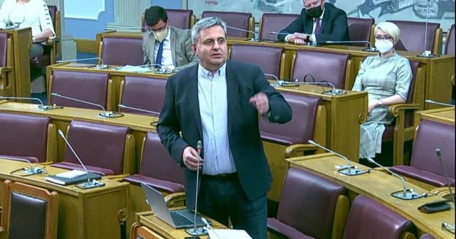 Радуновић: Зна ли Венецијанска комисија да ми чуваре организованог криминала и корупције имамо у СДТ-у?