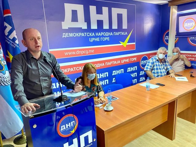 ДНП: Данашњи час мржње на Цетињу захтијева хитну и одлучну реакцију тужилаштва!