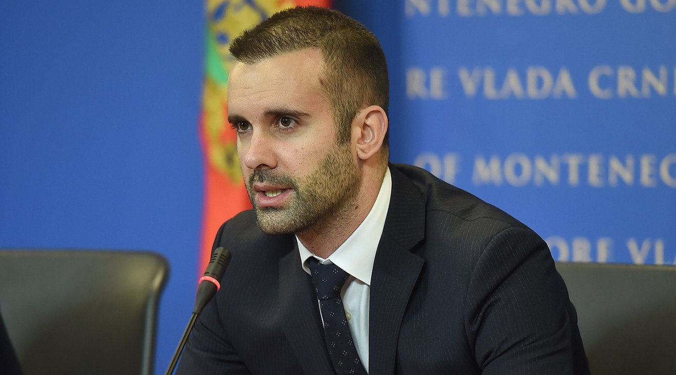Спајић: Штедјеће Влада, а не грађани