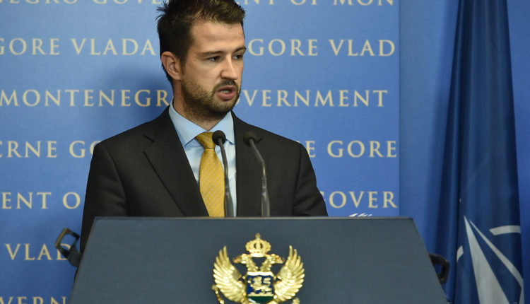 Милатовић папрено плаћао хонорарку за Експо Дубаи