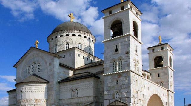 У недељу велика литија у Подгорици: Биће ношене мошти Светог Симеона Дајбабског!