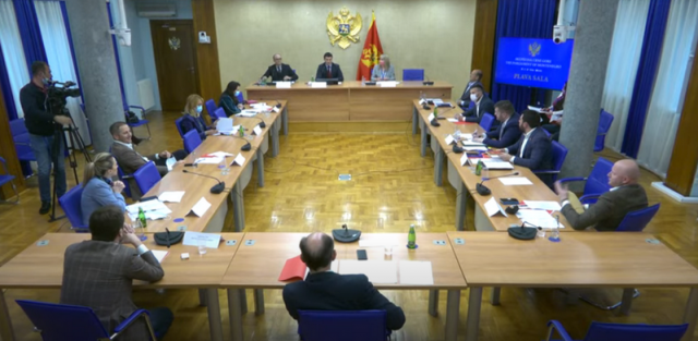(Освјежило) Одбор предложио Мугошу за предсједника ДИК: Подржали га посланици УРЕ, ДПС, СДП, СД и БС
