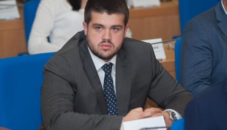 "Гдје је био до сада заштитник медијских слобода“; Николић(ДПС): Власт показује немоћ и лицјемјерје притисцима и нападима на новинаре ЦдМ, Стандарда и Антене М