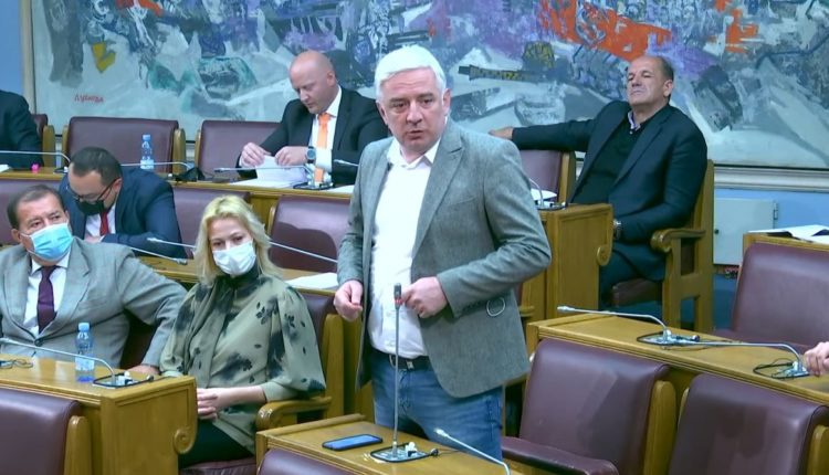 Вучуровић: Мањинска Влада би била класична издаја грађана који су гласали за промјене