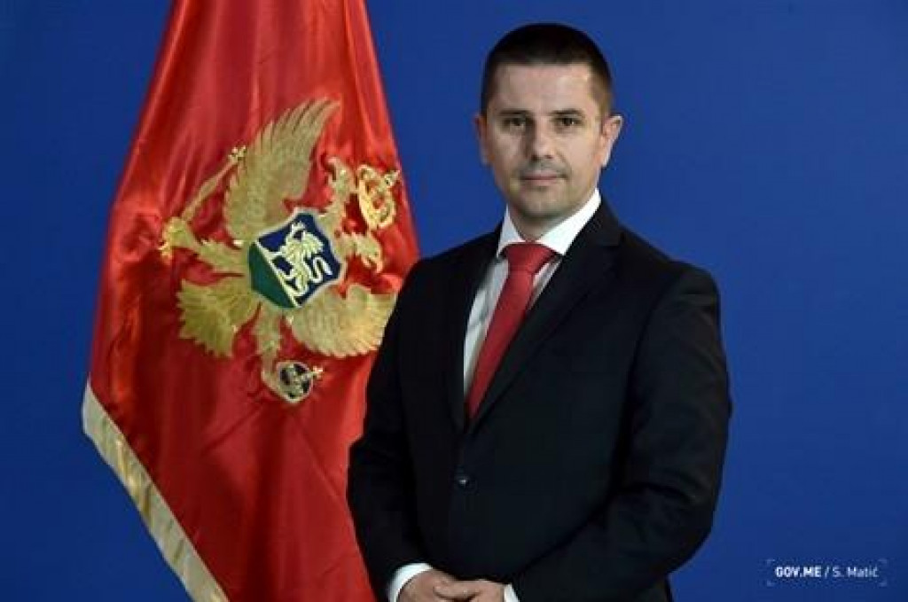 Божо Милоњић тужио Владу Црне Горе: Тражи повратак на дужност генералног секретара!