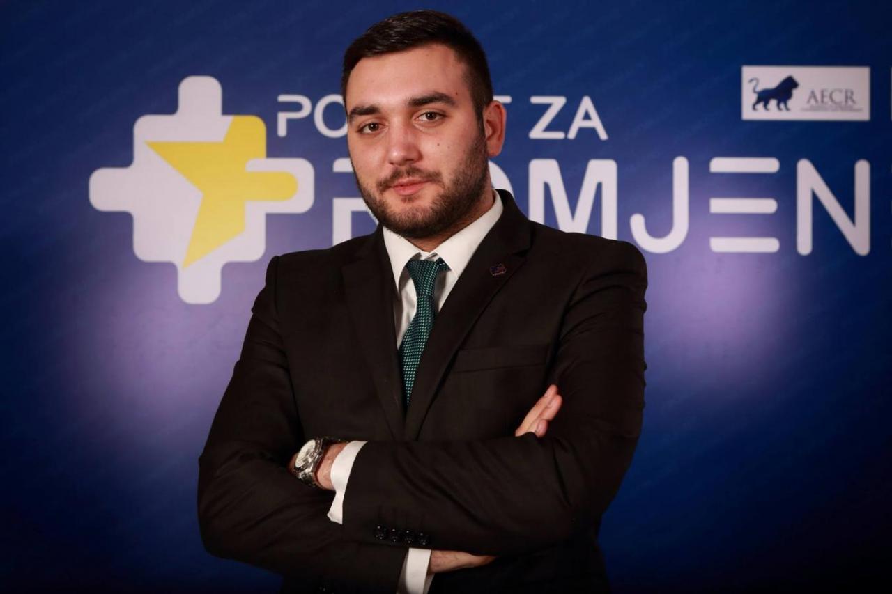 Бајчетић о Вуксановићу: Устав прекршен јер као представник ХГИ-а није дио изборне воље грађана