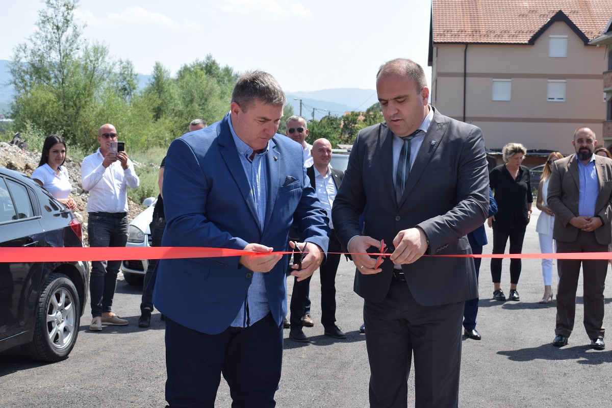 ОТВОРЕНА РЕГИОНАЛНА СТОЧНА ПИЈАЦА У БЕРАНАМА