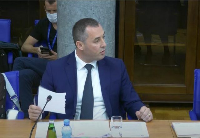 Šćekić: Očekujem da ćemo već 1. januara imati stomatologe u školama