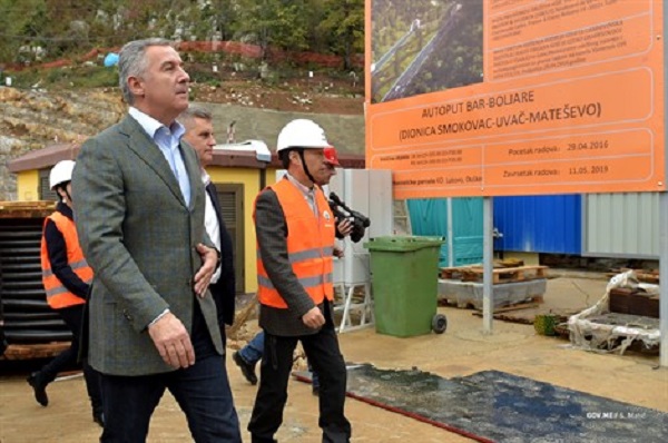 Најављено објављивање документације за аутопут, додјели станова и кредита функционерима