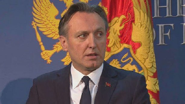 Глупост дана; Кривокапић: Дио независности је и ЦПЦ, Јоаникије хоће од државе да направи Украјину