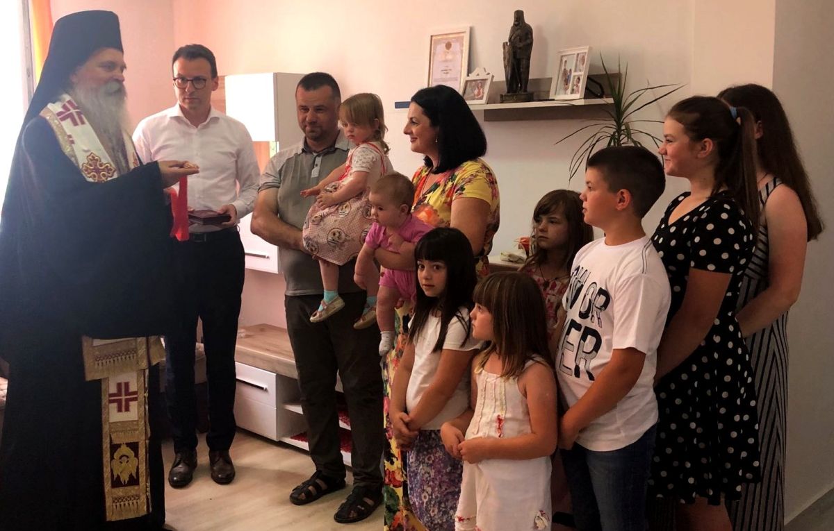 Мајка десеторо деце одликована Орденом Свете царице Милице