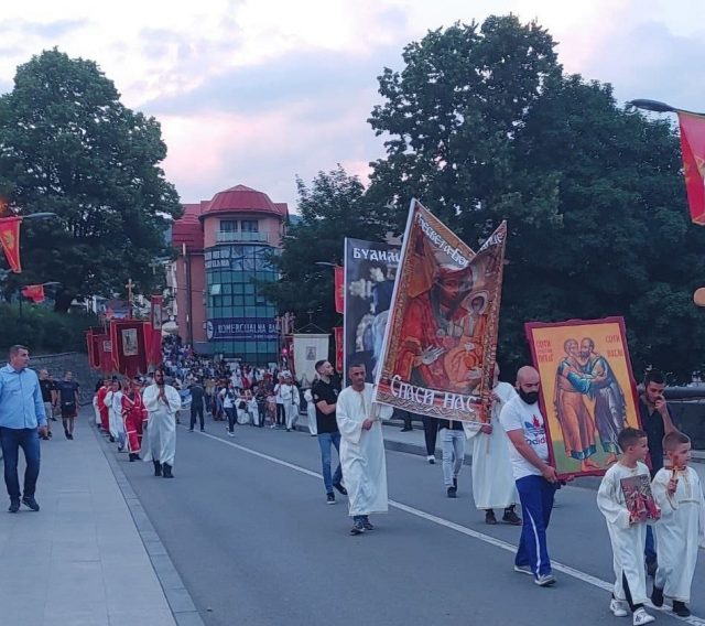 Величанствена Петровданска литија у Бијелом Пољу