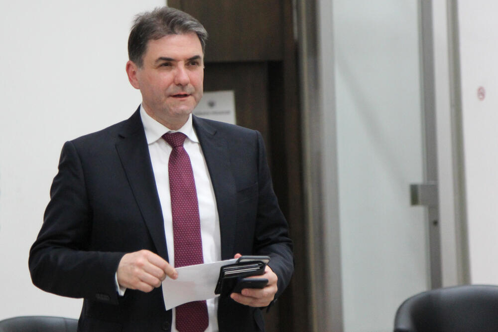 SDT: Slučaj o Abu Dabi fondu u rukama drugih tužilaca