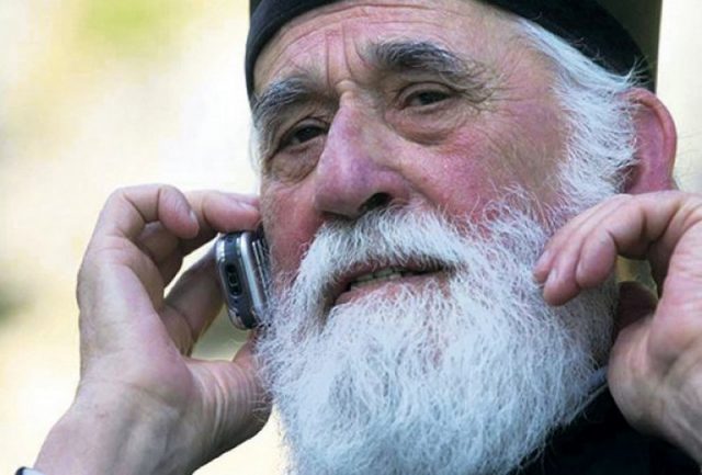 Мираш покушава да се легализује – моли Дритана: Дајте нам уговор, у НВО ЦПЦ имате савезника!