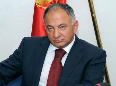 Ђукановић донио указ о опозиву Лазовића