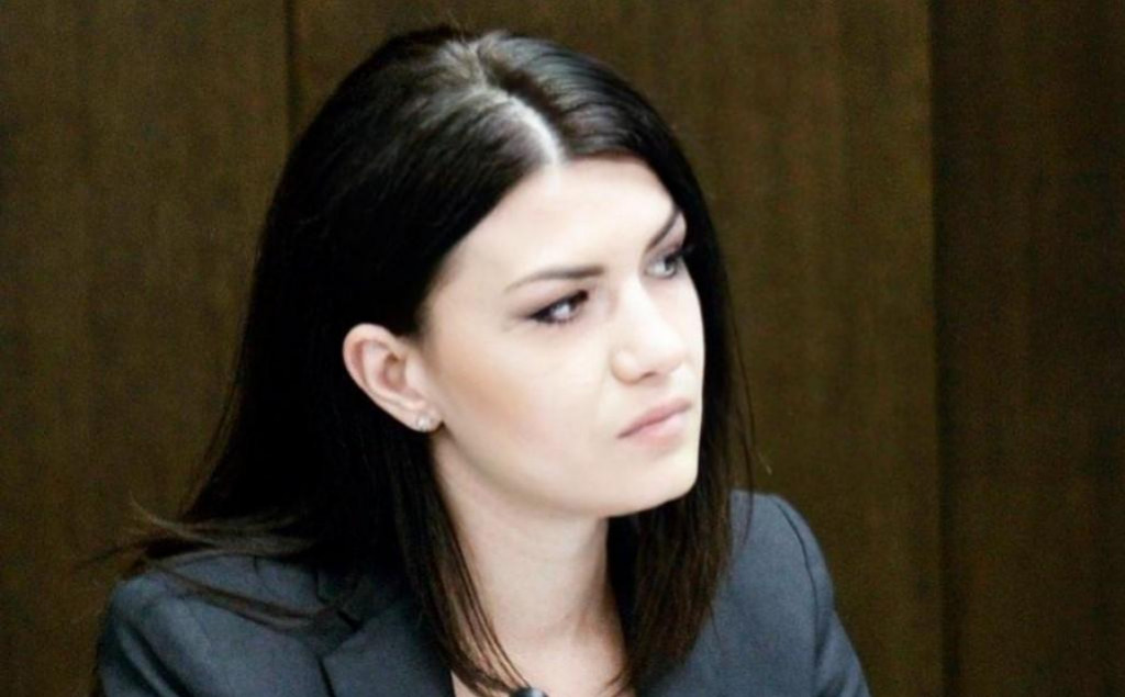 ЛГБТ парови од данас могу да склапају бракове, Јокић охрабрује: Слободно пред матичара