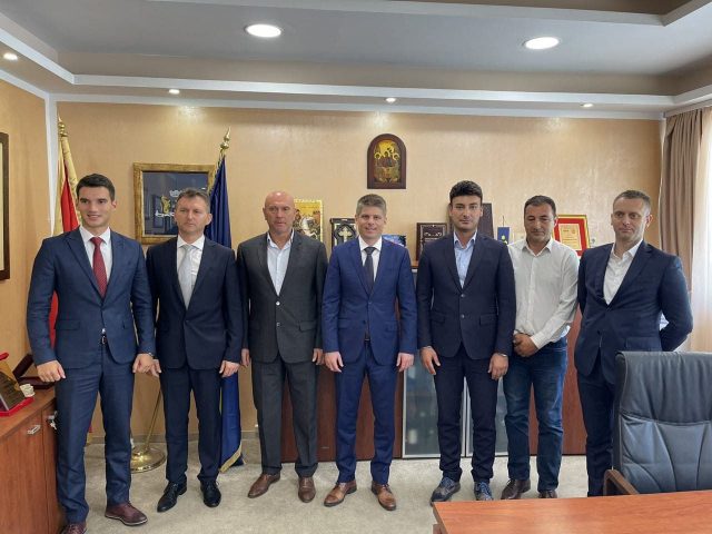 Гујон у Будви: Царевић је прави пример човека који је спреман да стави свој живот у корист свог народа