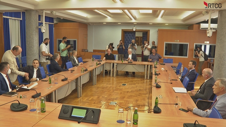 Нови састанак парламентарне већине
