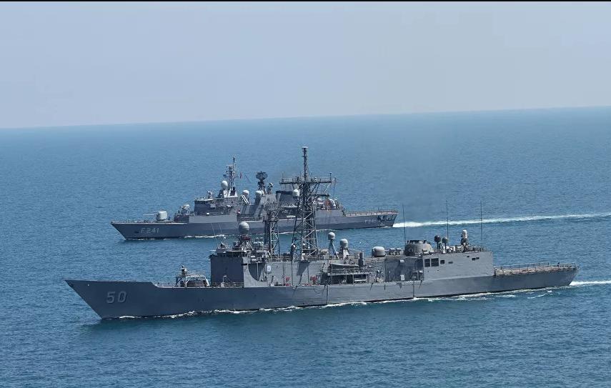 НАТО одбија да напусти Црно море након инцидента са разарачем