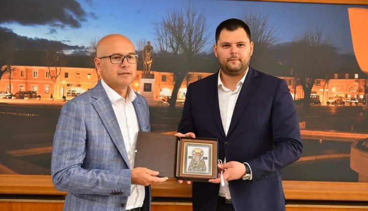 Градоначелник Новог Сада у посјети Никшићу и Марку Ковачевићу: Спремни смо да помогнемо и доведемо инвеститоре!