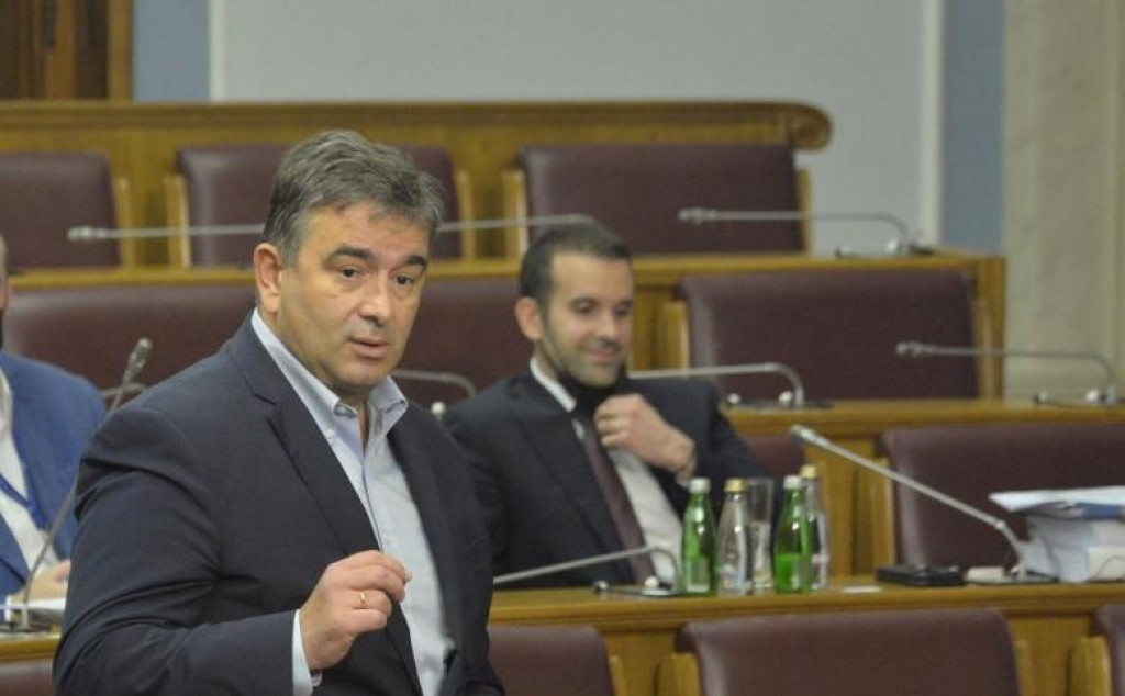 Медојевић поручује: Кривокапић је крпа којом ДПС брише ципеле умрљане злочинима!