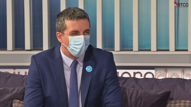 Секулић: Грађани бирају када и коме желе да презентују лична документа