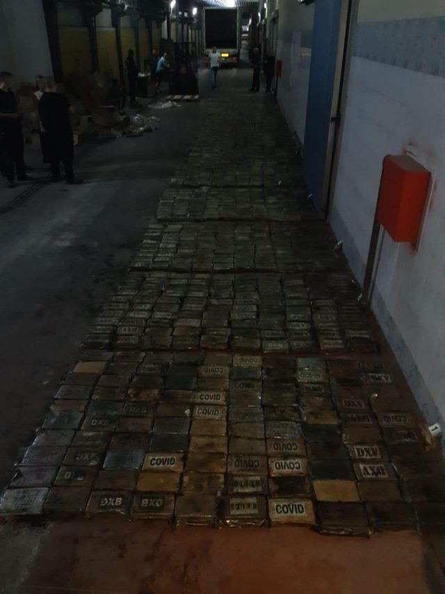 Нови детаљи: Пао товар од 1 600 килограма кокаина, у паковањима на којима је писало COVID
