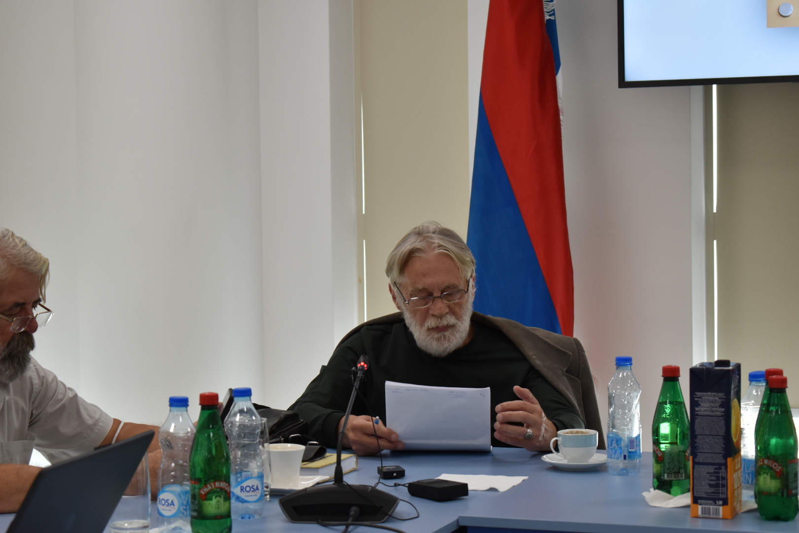 Политички савјет Нове српске демократије организовао је Округли сто на тему: "Годину дана касније - правда или опет кривда"