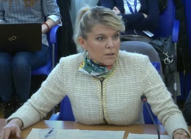 Драгиња наставља са „прчењем“: „Одакле поп у емисији“ на тему абортуса