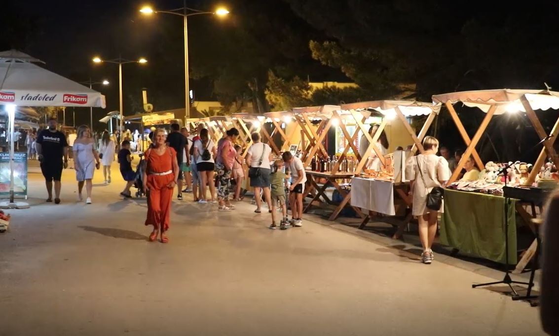 У Бару одржана манифестација „Шушањска ноћ“