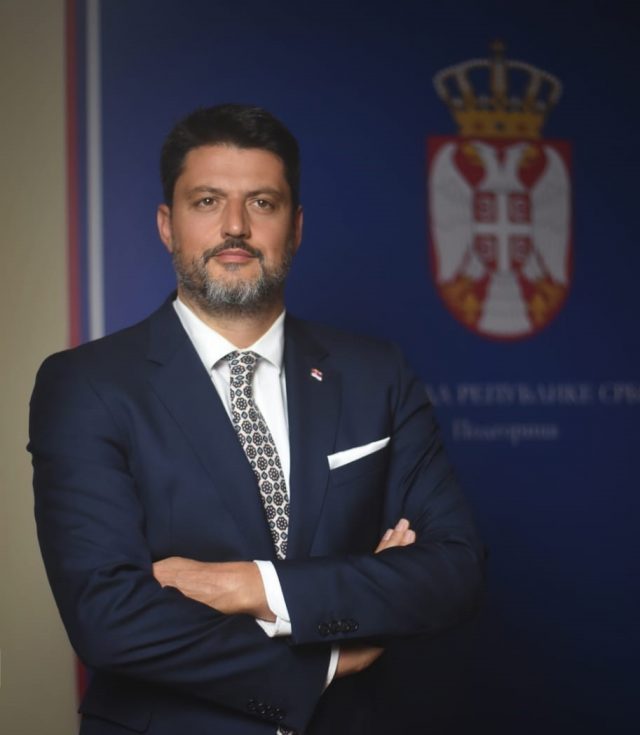 Upravni sud poništio rješenje MUP-a kojim je Božoviću zabranjen ulazak u Crnu Goru
