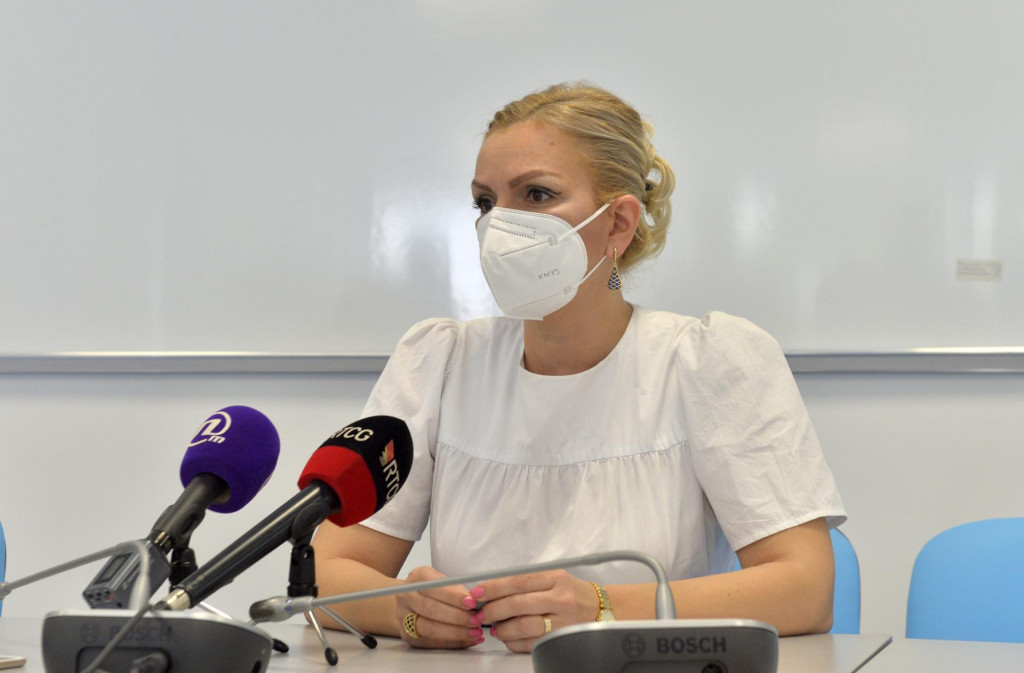 Боровинић Бојовић о пријетњама: Бринем за своју дјецу