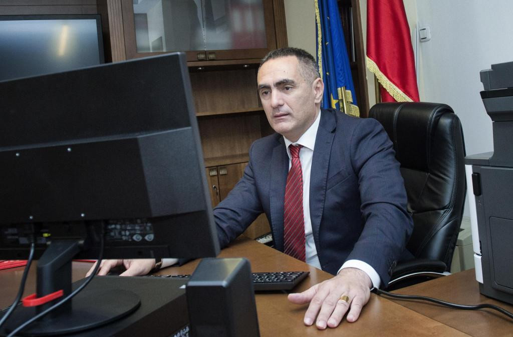 Дамјановић: Организовани шверц цигарета трајао деценијама, томе се ближи крај