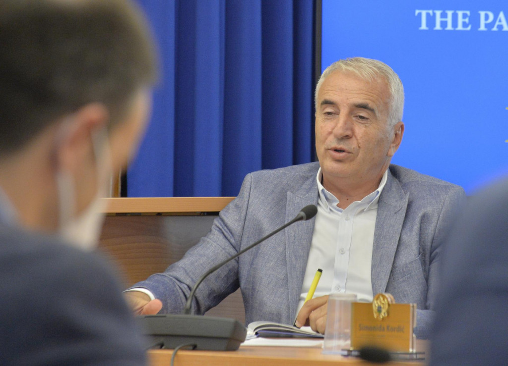 Ђуровић о попису: Српски народ има право на истину