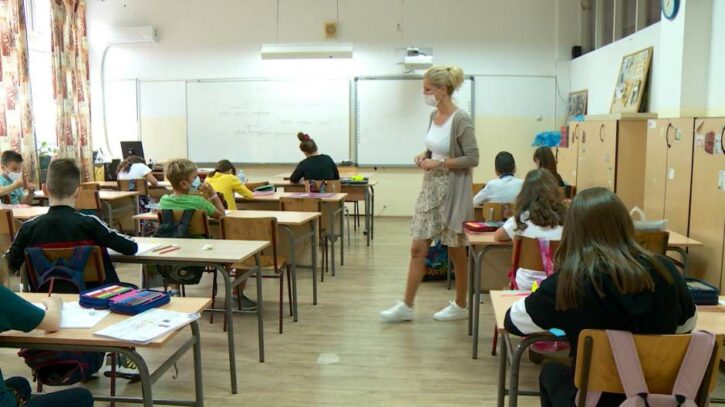 ČEKA SE SVE NEĆE SJETITI: Jezive prijetnje ŠKOLAMA pisane ćirilicom