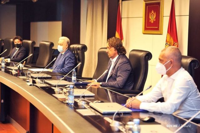 Завршена сједница Вијећа за националну безбједност: Устоличење остаје на Цетињу, дозвољен непријављени скуп комитама!